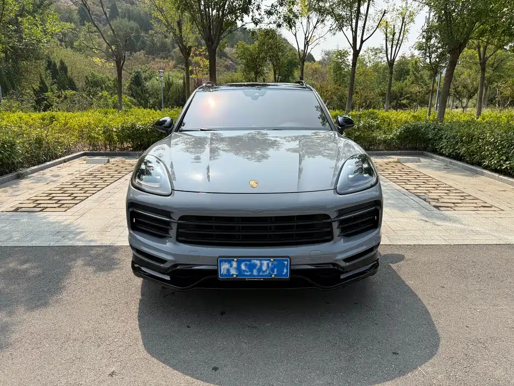 Porsche Cayenne — миниатюра 2