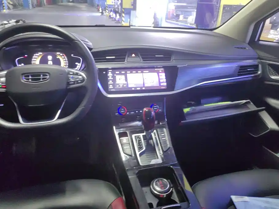 Geely Emgrand GS — миниатюра 13