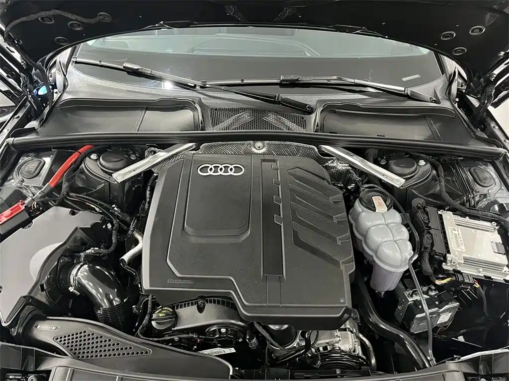 Audi A4L 2023 40 TFSI Fashion