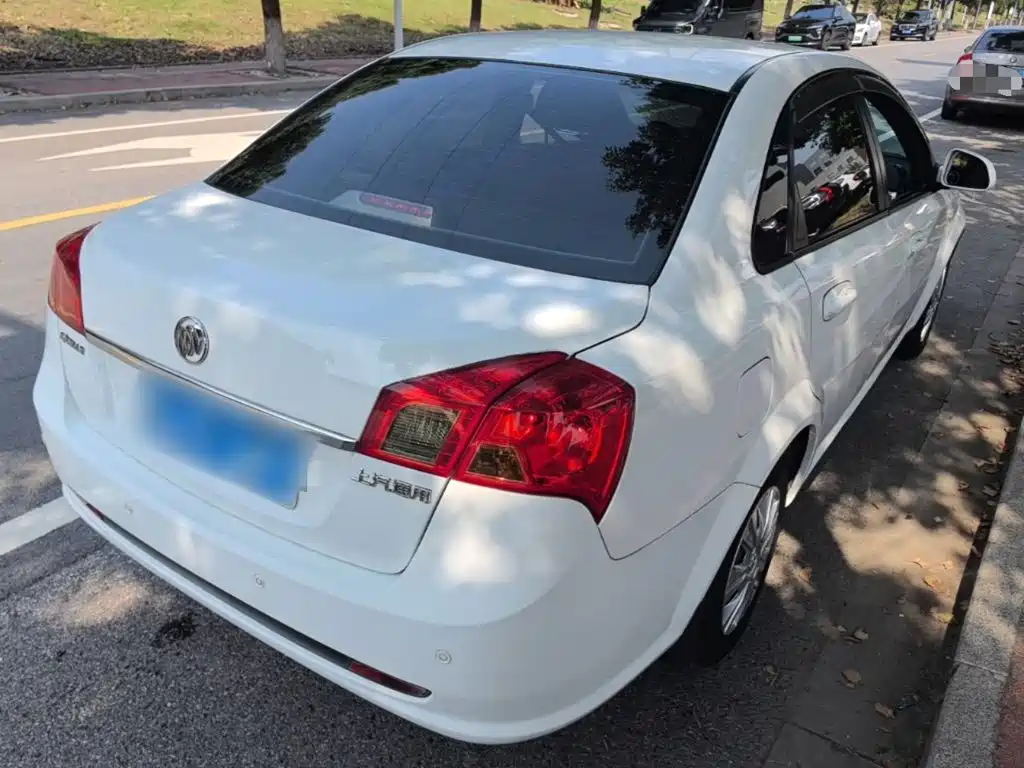 Buick Excelle — миниатюра 7