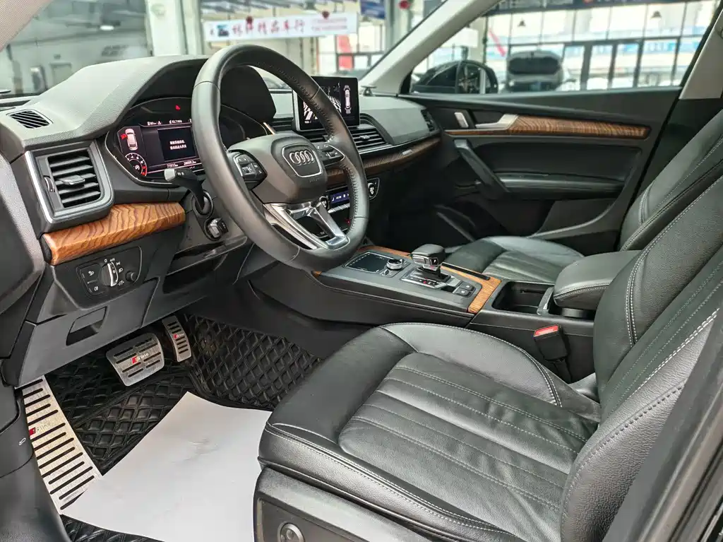 Audi Q5L — миниатюра 9