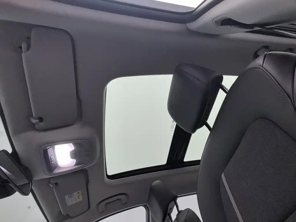 Chevrolet Trax — миниатюра 14