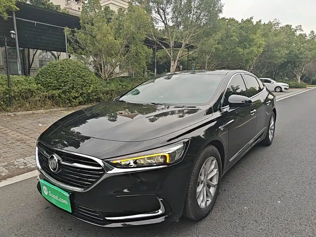 Buick LaCrosse — миниатюра 2