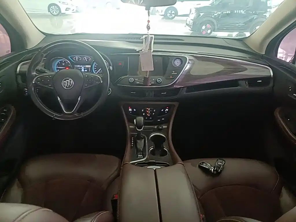 Buick Envision Plus — миниатюра 10