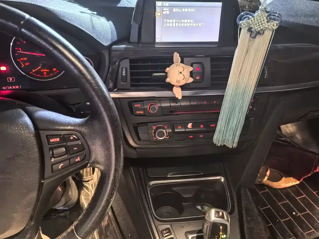 BMW 3 Series — миниатюра 5