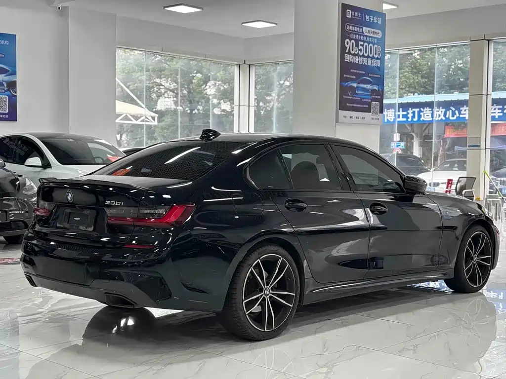 BMW 3 Series — миниатюра 9