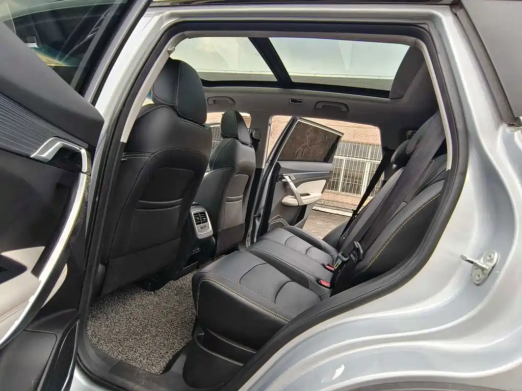 Geely Boyue — миниатюра 8