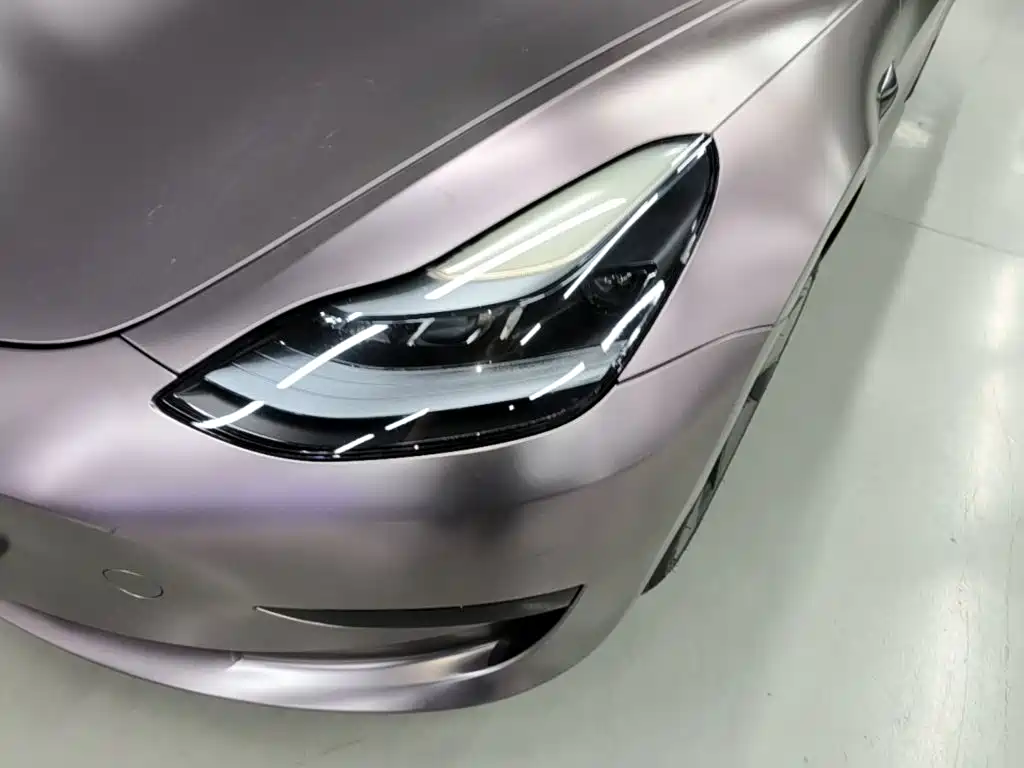 Tesla Model 3 — миниатюра 24