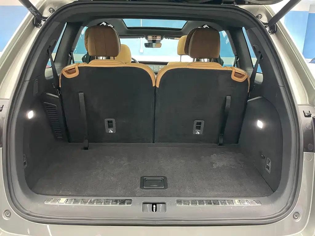 Li Auto Li ONE — миниатюра 22