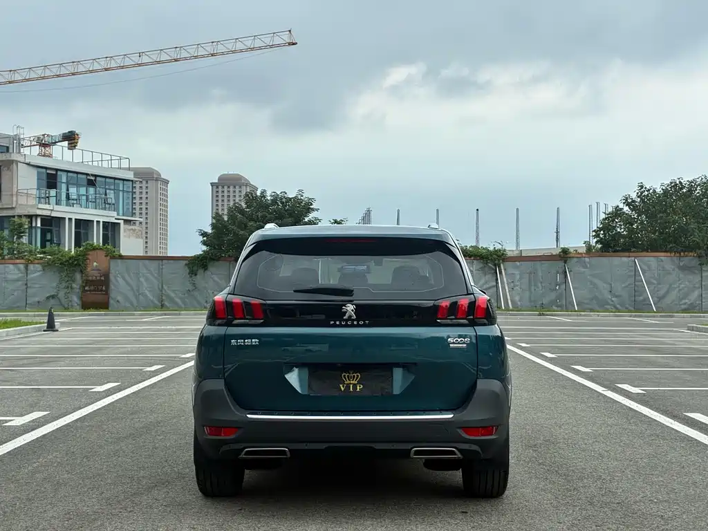 Peugeot 5008 — миниатюра 5