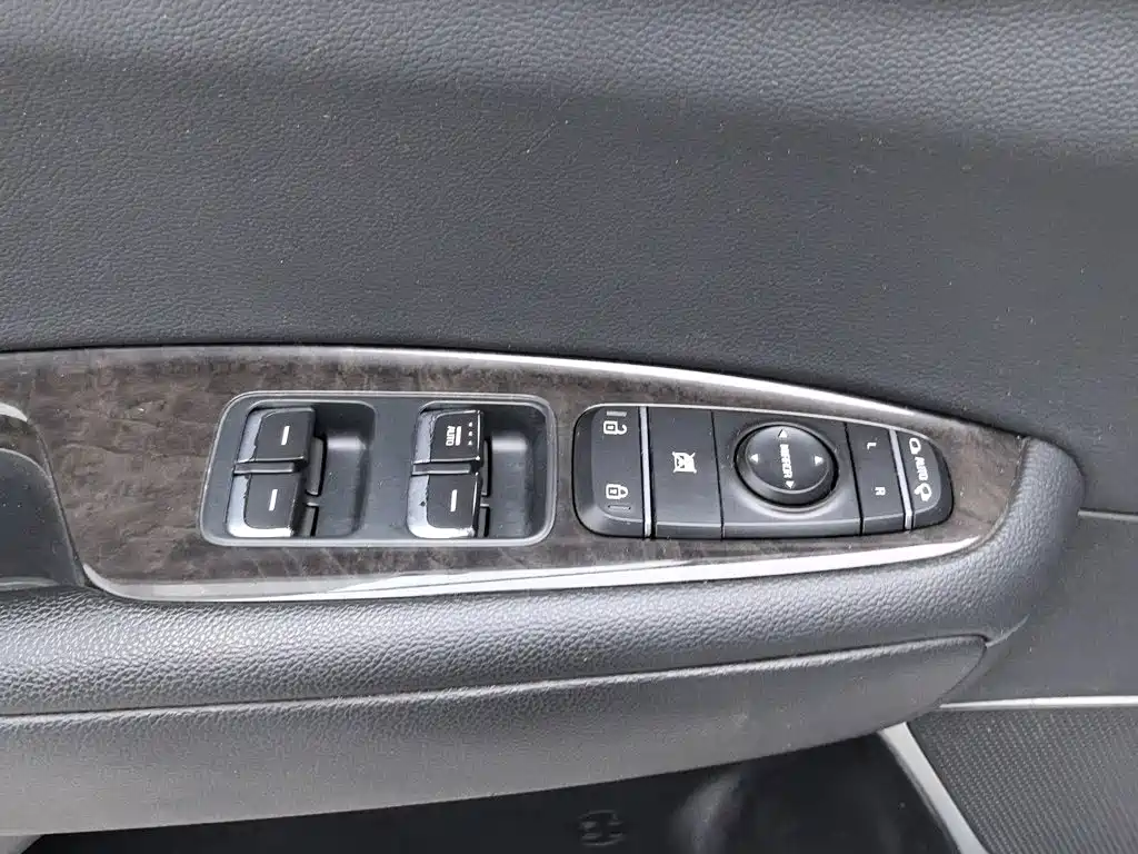 Kia K5 — миниатюра 9