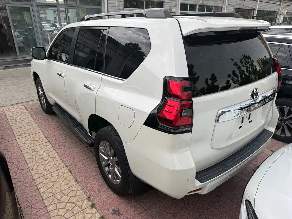 Toyota Land Cruiser Prado 2018 3.5L AT SX