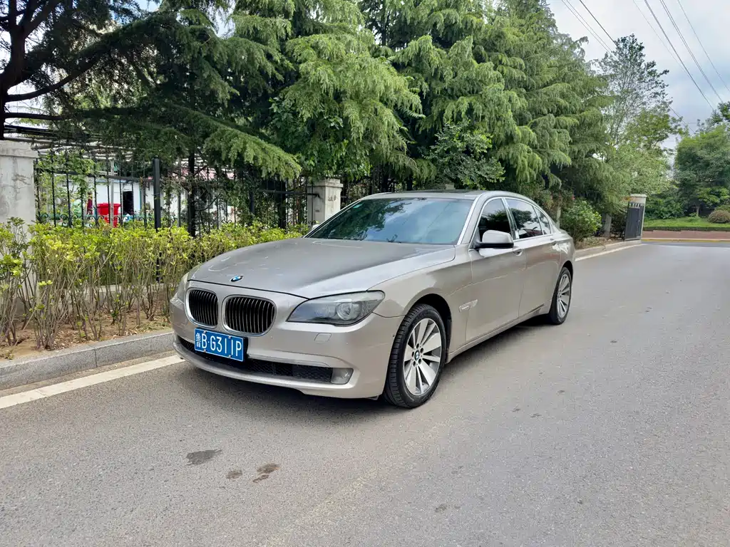 BMW 7 Series 2011
