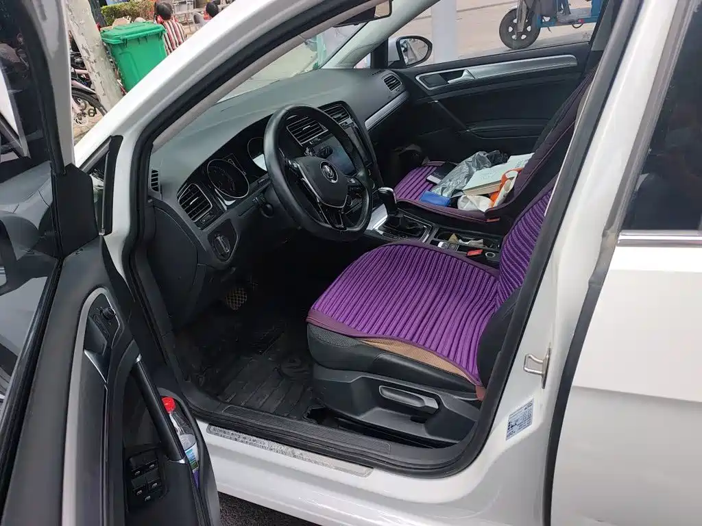 Volkswagen Golf — миниатюра 11