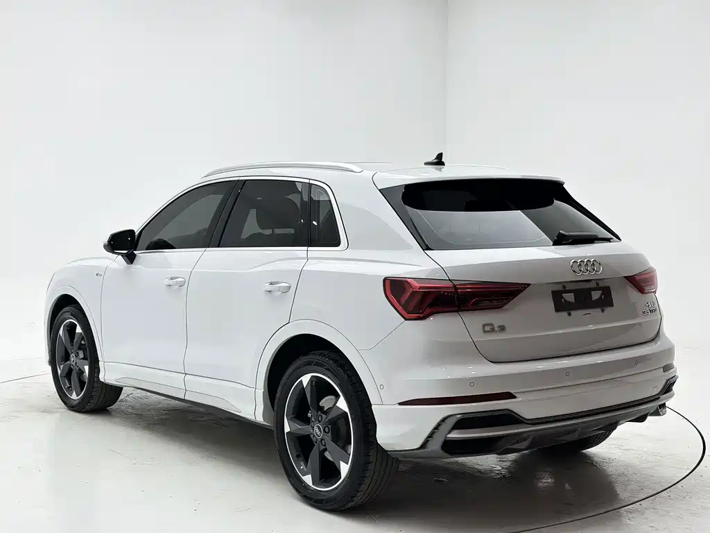 Audi Q3 — миниатюра 4
