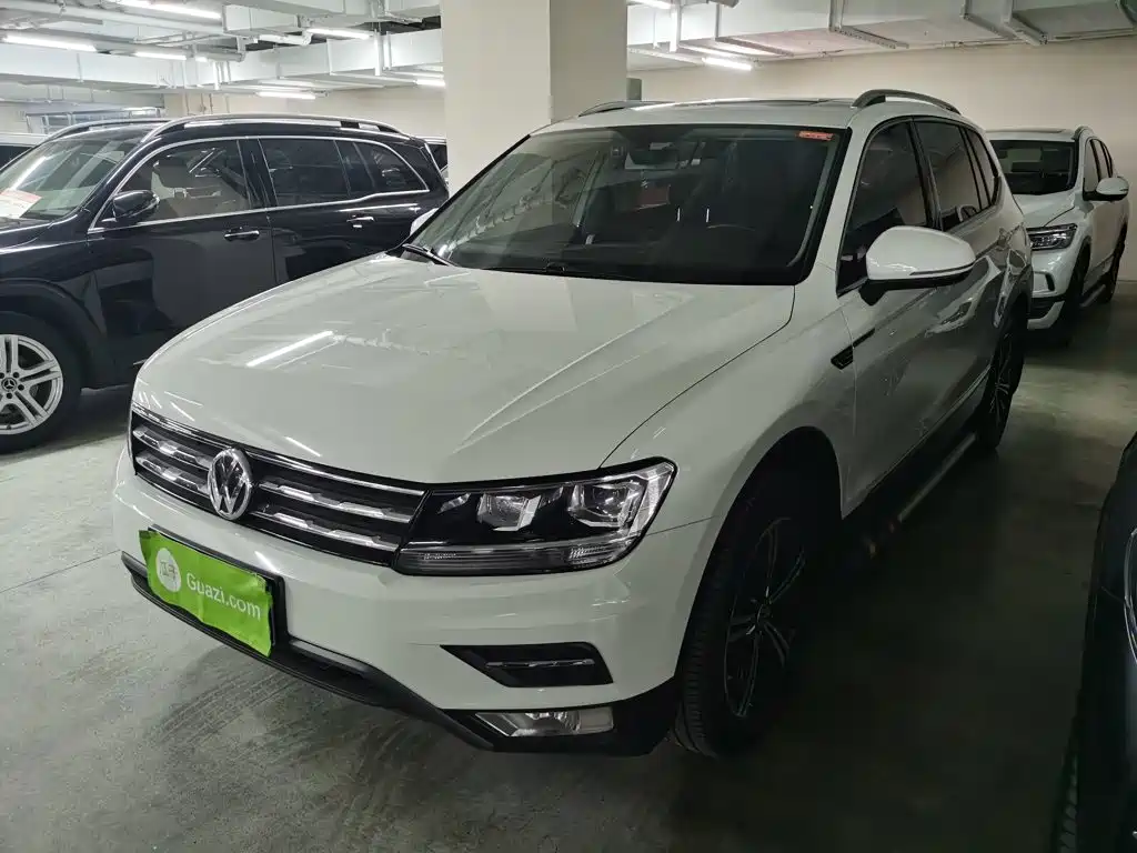 Volkswagen Tiguan L — миниатюра 2