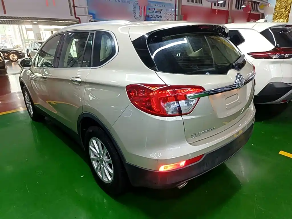 Buick Envision Plus — миниатюра 5