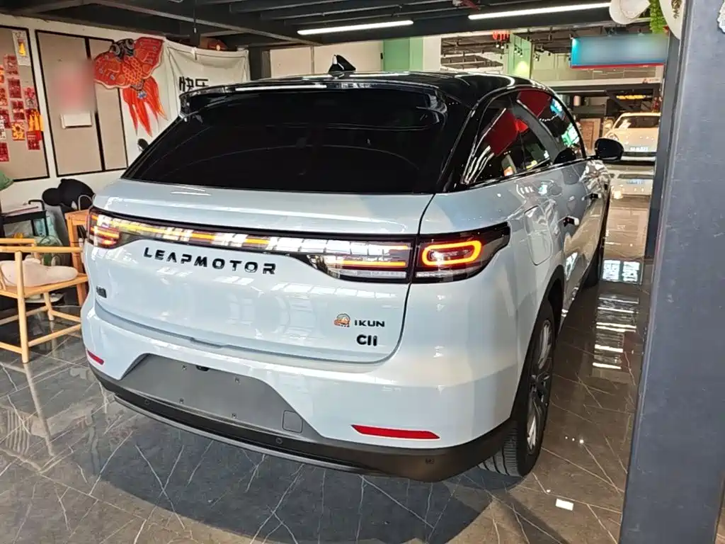 Leapmotor Leapmotor C11 — миниатюра 7