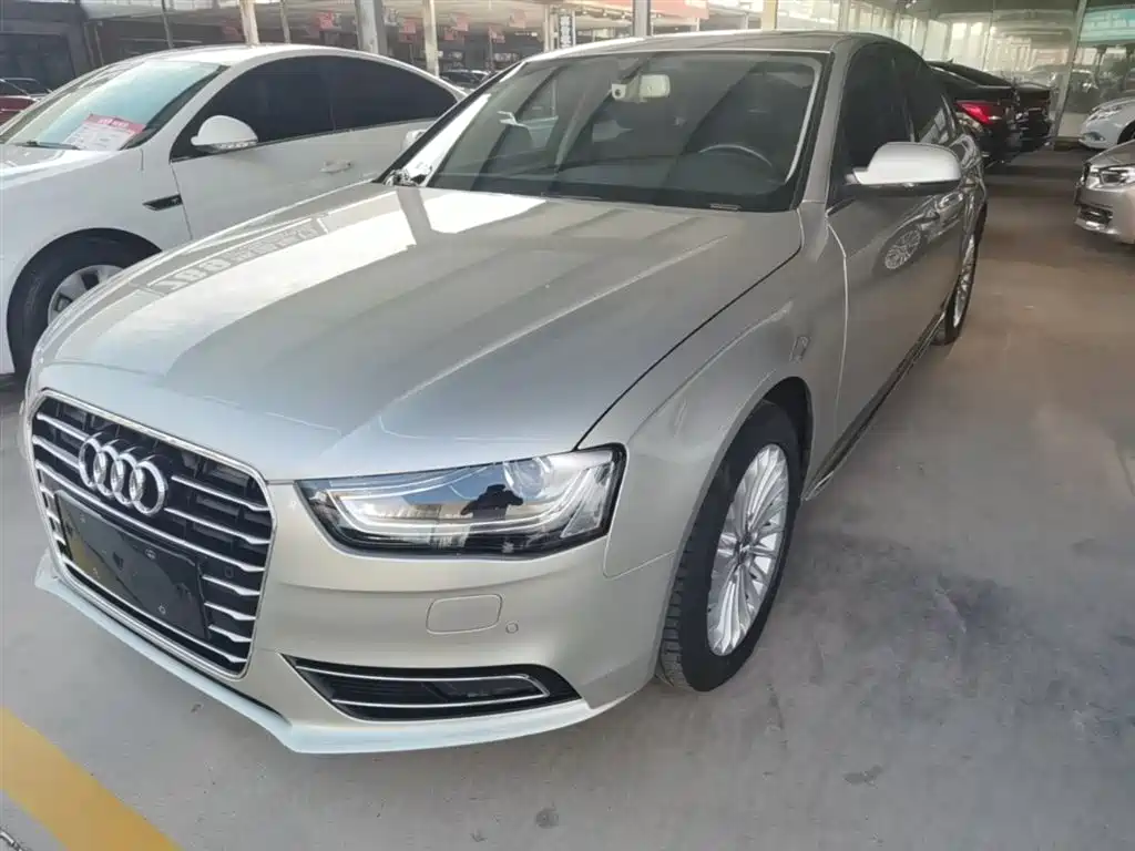Audi A4L 2016