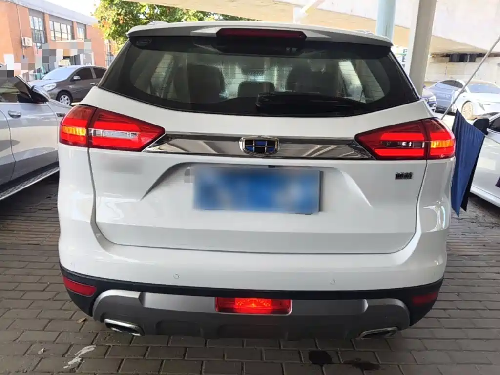 Geely Boyue — миниатюра 6