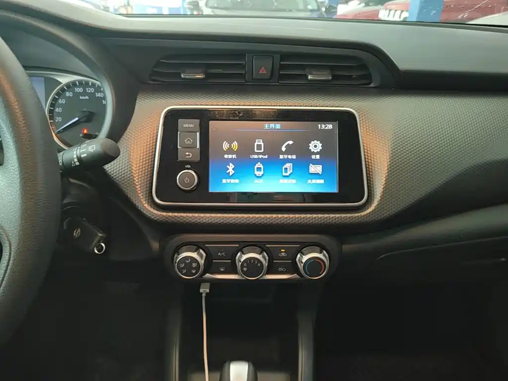 Nissan Kicks — миниатюра 13
