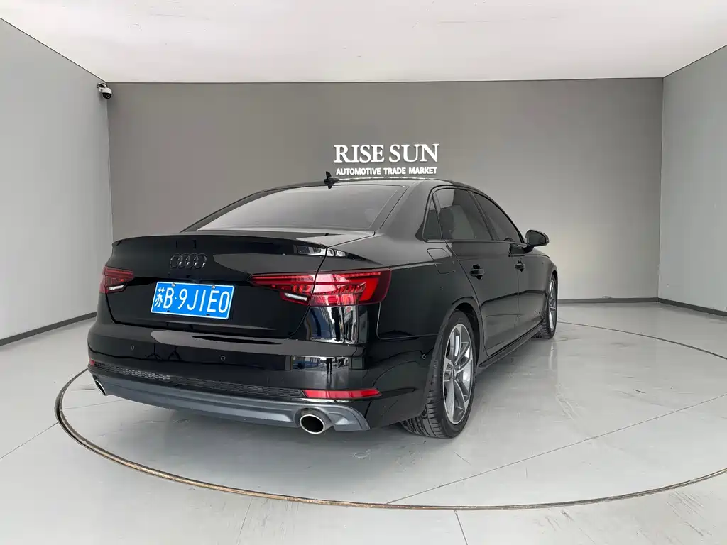 Audi A4L — миниатюра 4