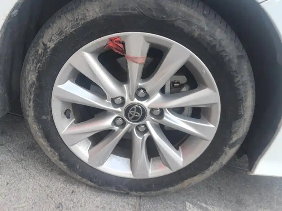 Toyota Corolla — миниатюра 6