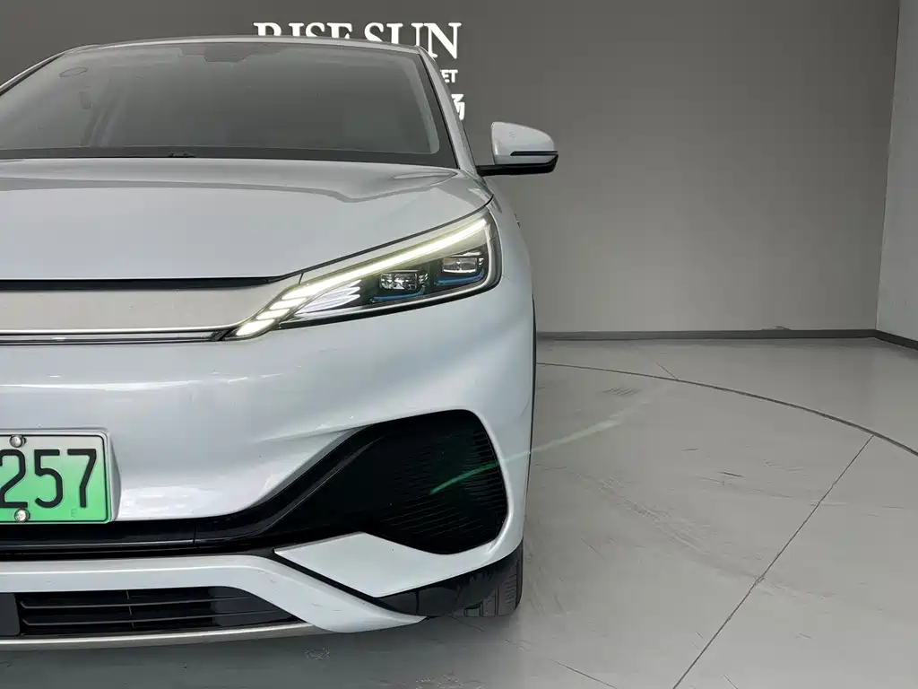 BYD Yuan Plus — миниатюра 11