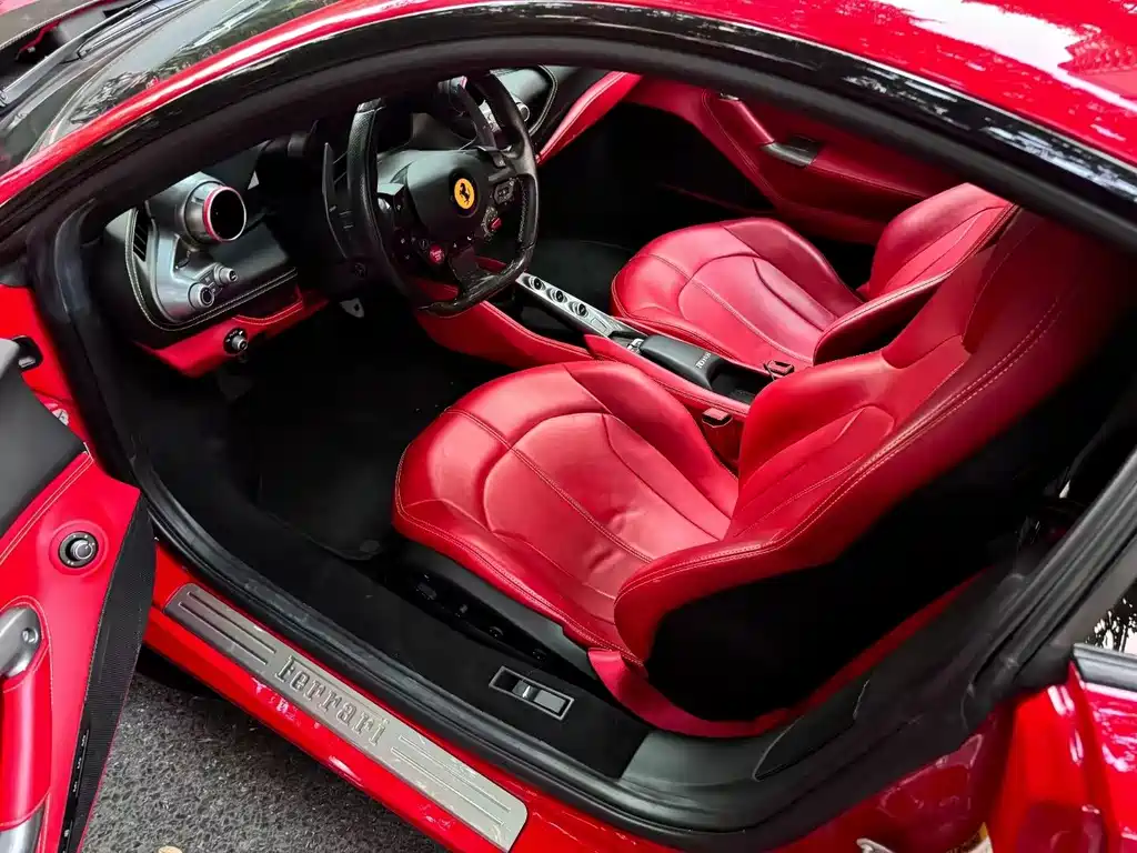 Ferrari F8 — миниатюра 4