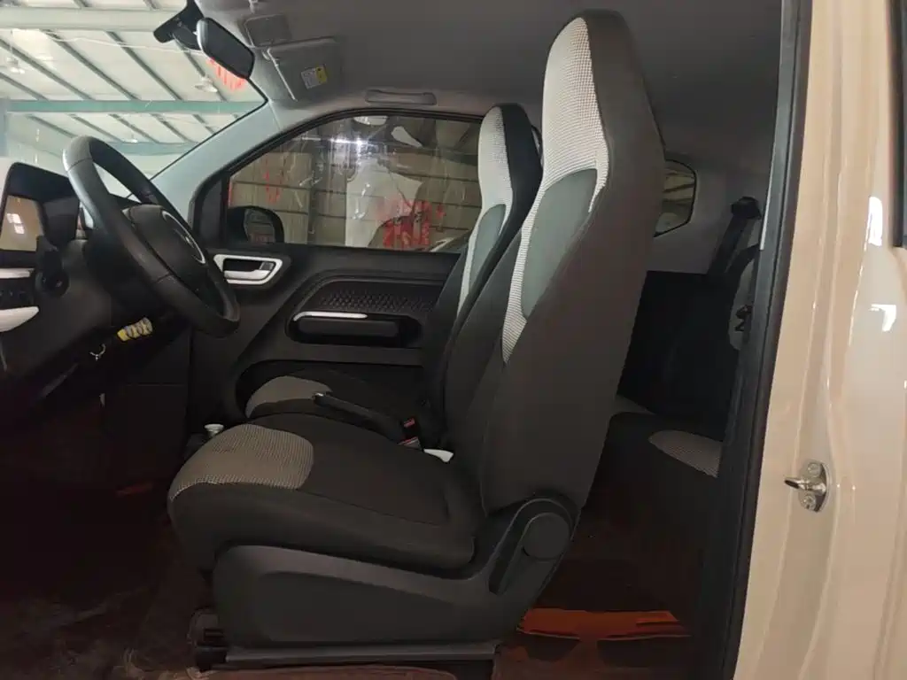 Wuling MINIEV — миниатюра 15