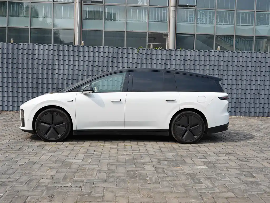 Li Auto Li i8 — миниатюра 8