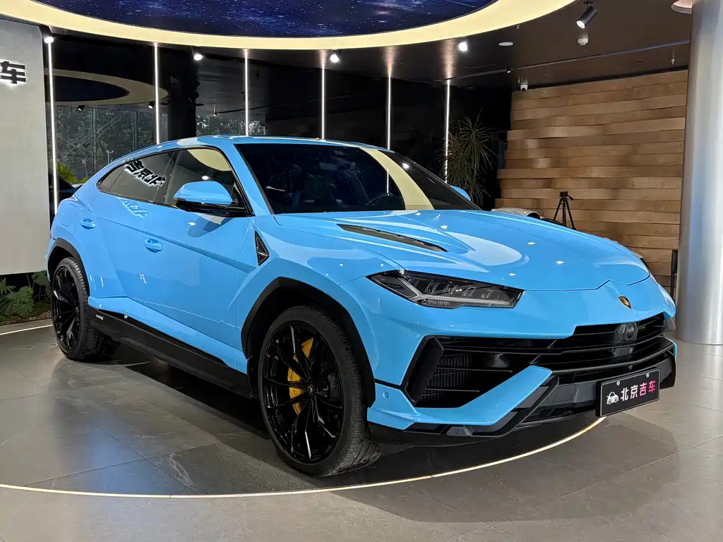 Lamborghini Urus — миниатюра 3