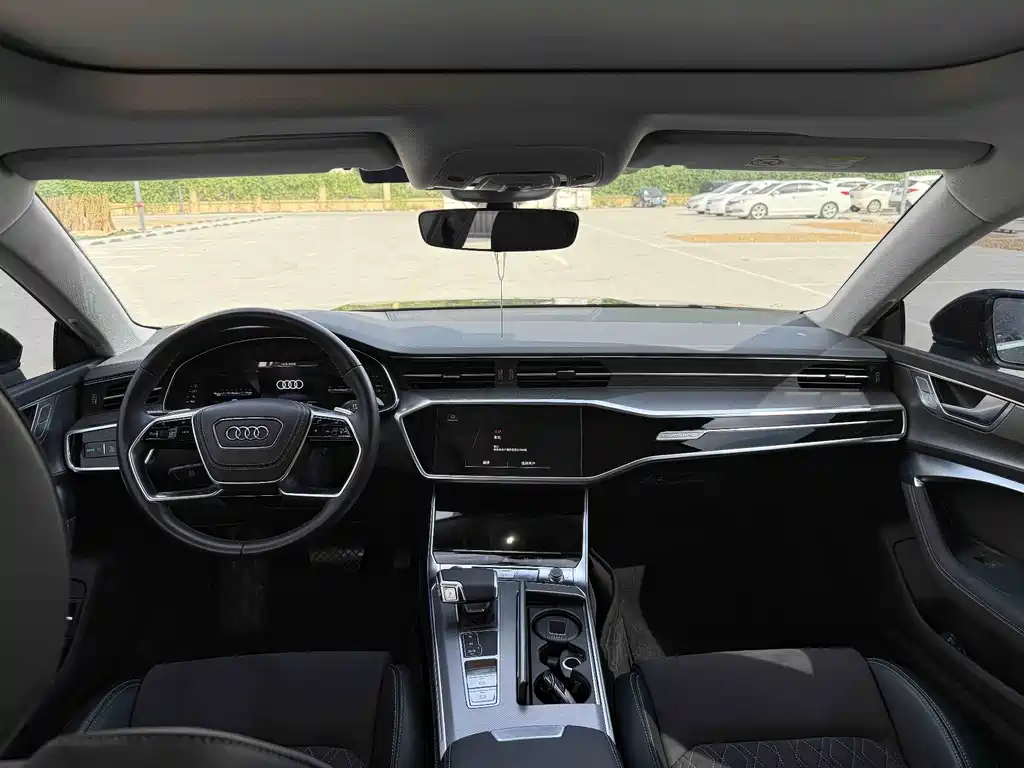 Audi A7L 2025 45 TFSI quattro