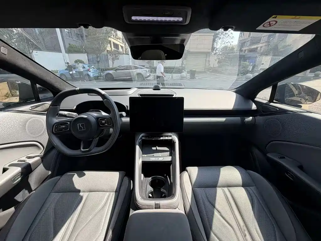 Zeekr 007GT — миниатюра 5