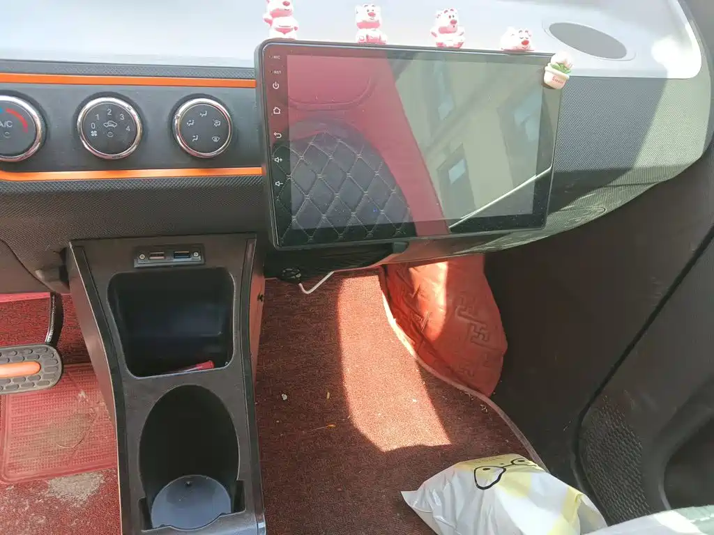 Wuling MINIEV — миниатюра 9
