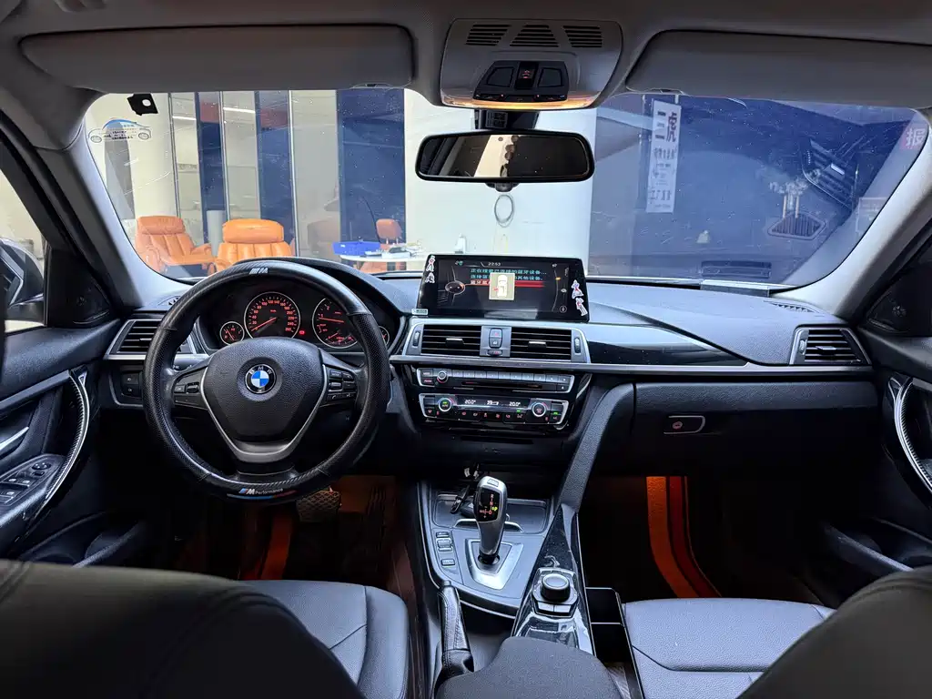 BMW 3 Series — миниатюра 9