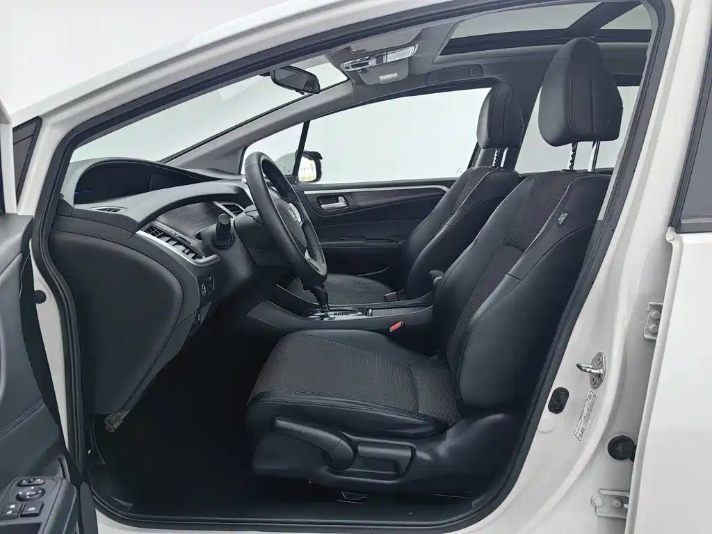 Honda Jade — миниатюра 10