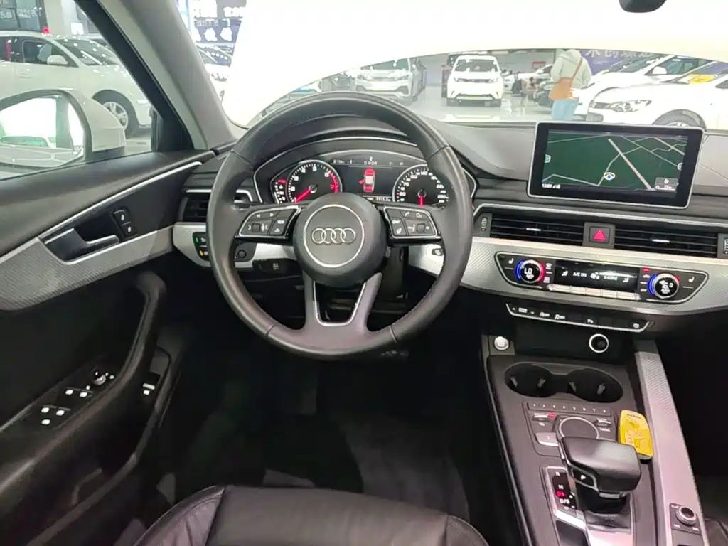 Audi A4L — миниатюра 11