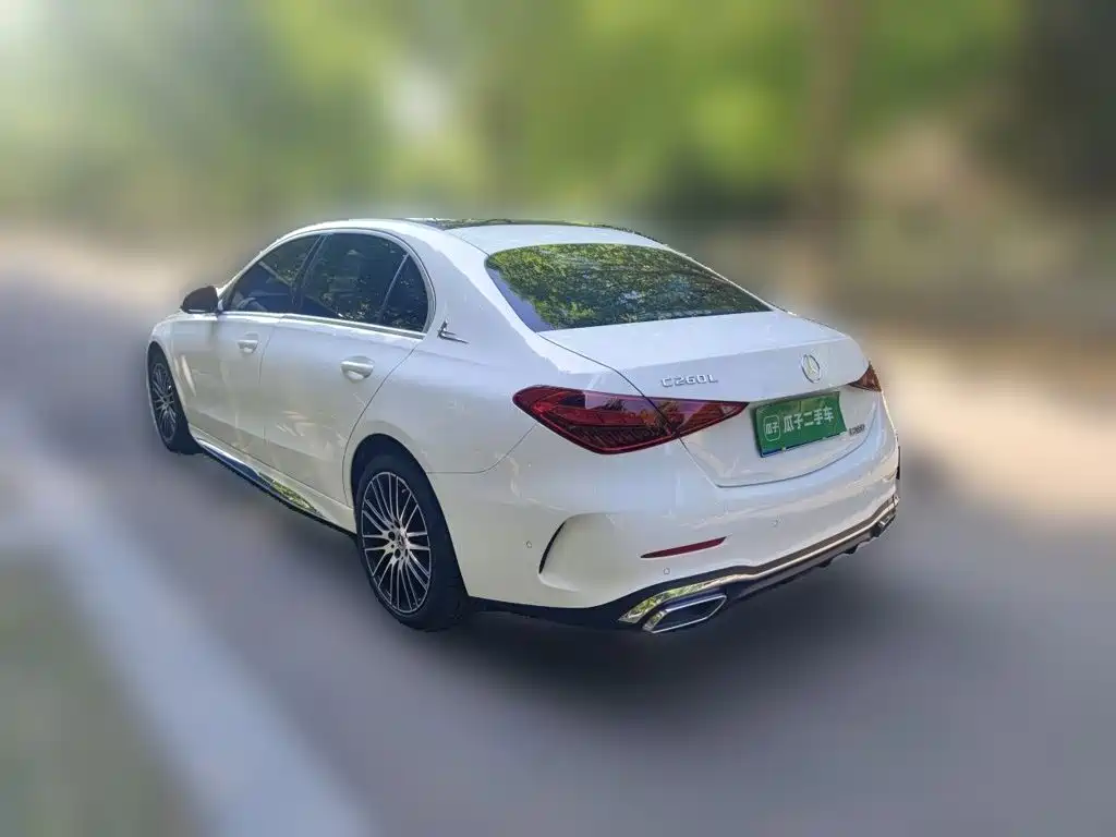 Mercedes-Benz C-Class — миниатюра 6