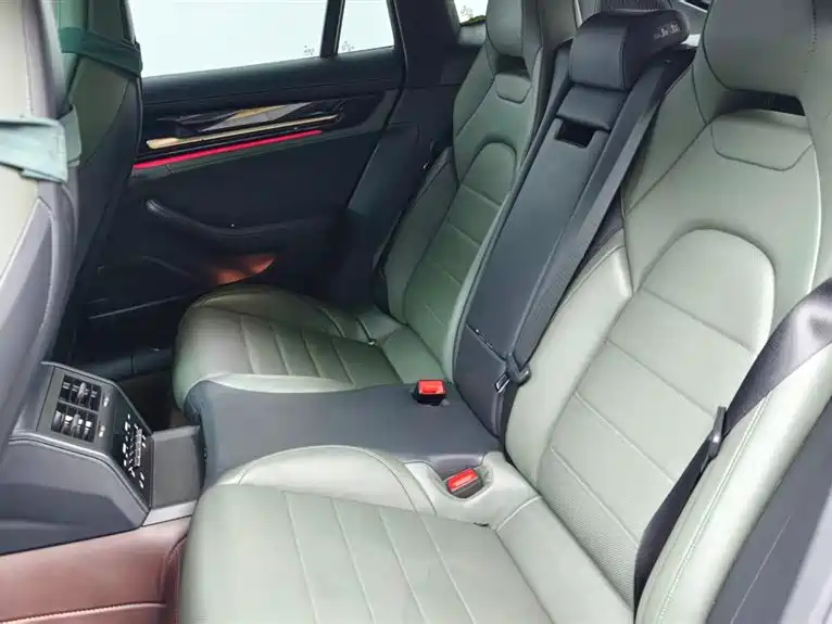 Porsche Panamera — миниатюра 13