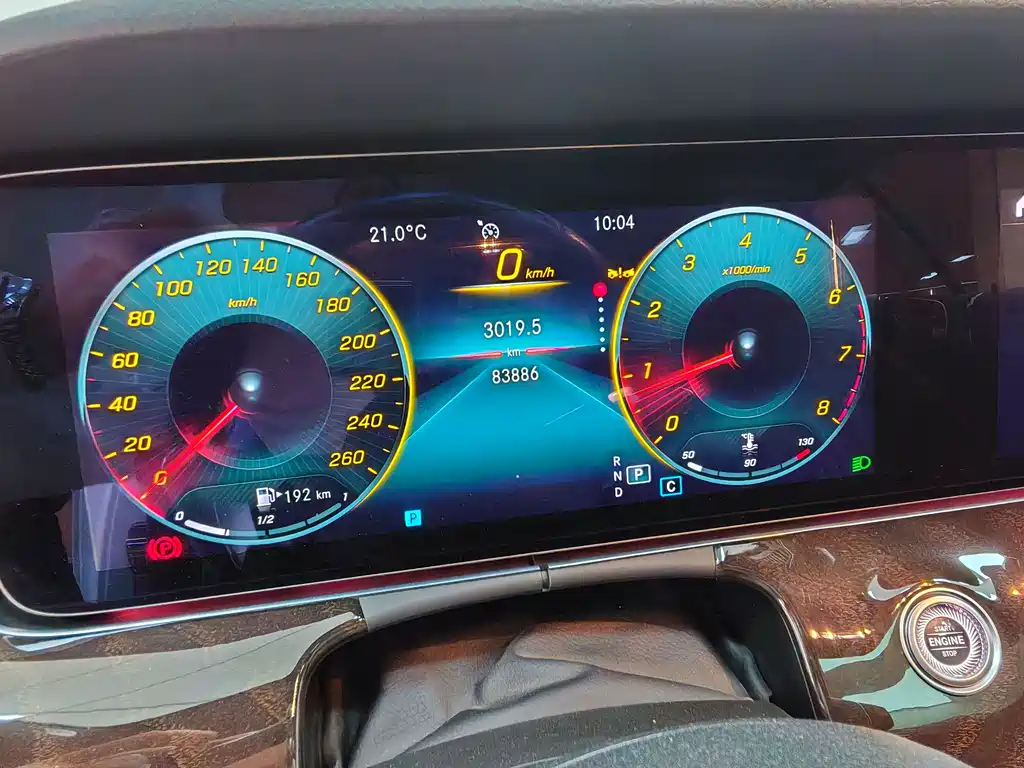 MERCEDES-BENZ E CLASS