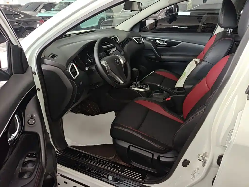 Nissan Qashqai — миниатюра 15
