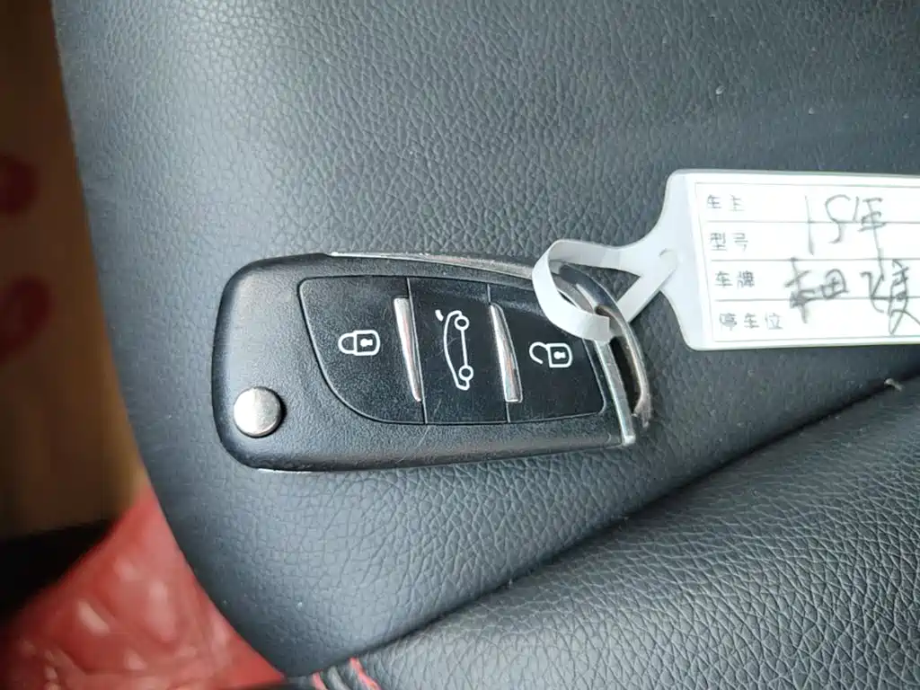 Honda Fit — миниатюра 9