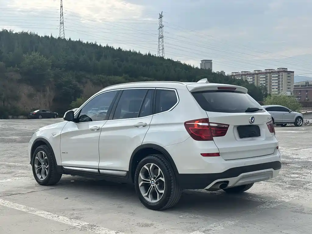 BMW X3 (Import) — миниатюра 7