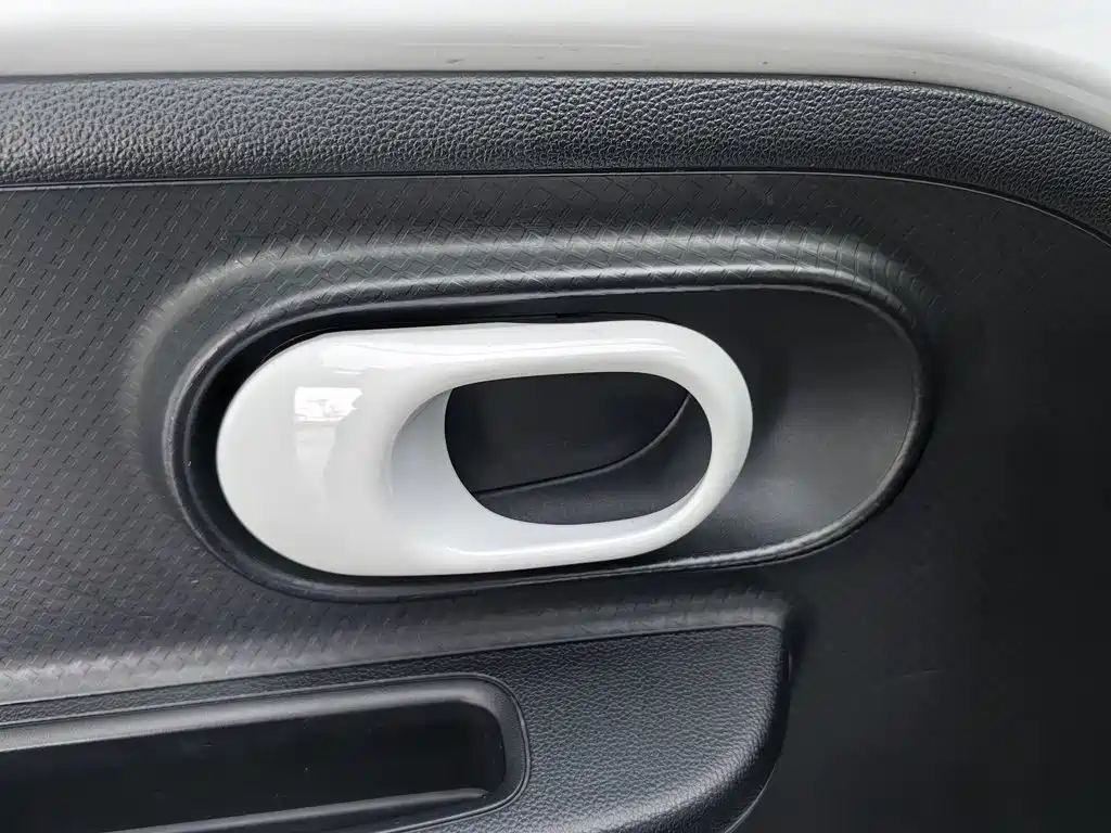 Roewe Clever — миниатюра 9