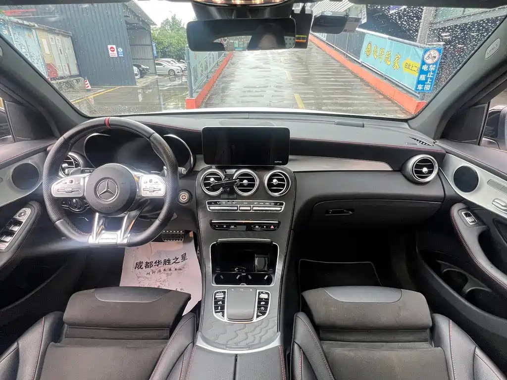 Mercedes-Benz GLC AMG — миниатюра 10