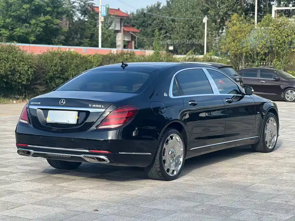 Mercedes-Benz S-Class — миниатюра 10