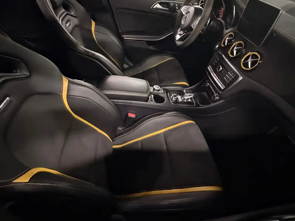 Mercedes-Benz A-Class AMG (Import) — миниатюра 10