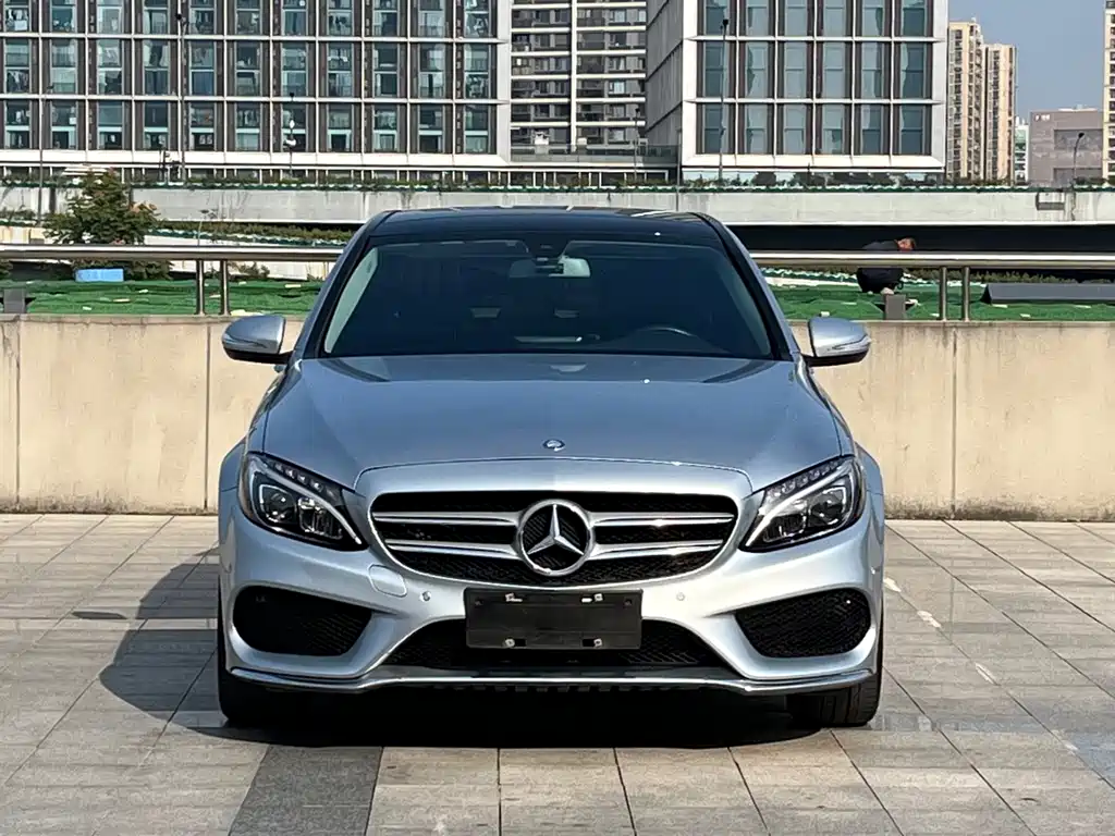 Mercedes-Benz C-Class — миниатюра 2