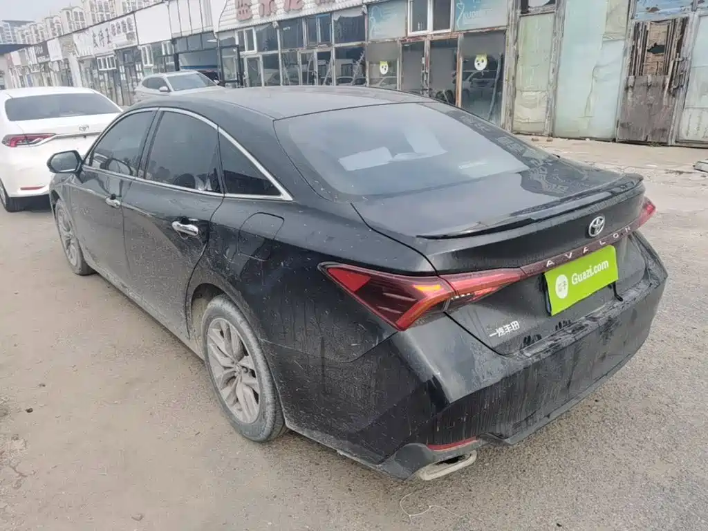 Toyota Avalon — миниатюра 5